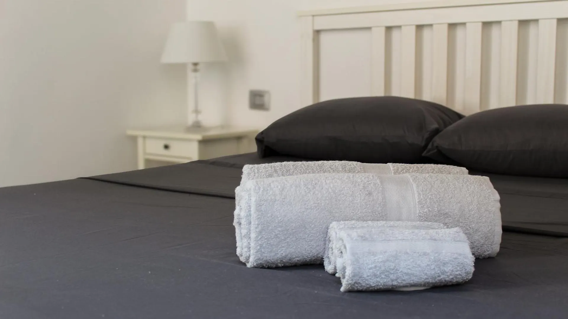 Dimora Storica Nel Cuore Di Bergamo Apartment 0*,